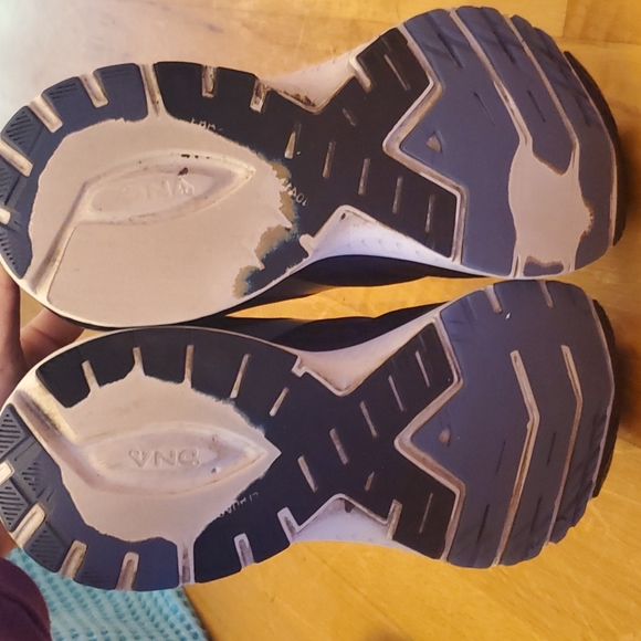 Brooks launch 7 running shoes Men's size 11.5 - Picture 6 of 9